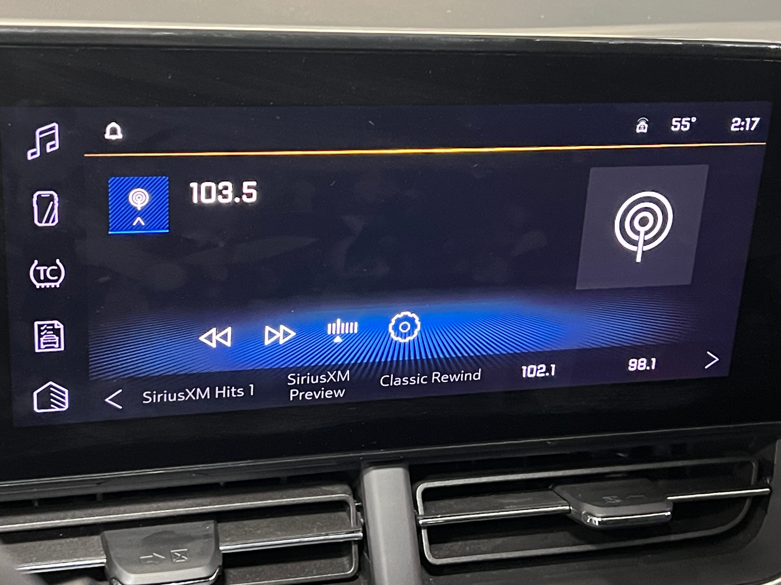 Thumbnail: 2025 Chevrolet Trax - 4