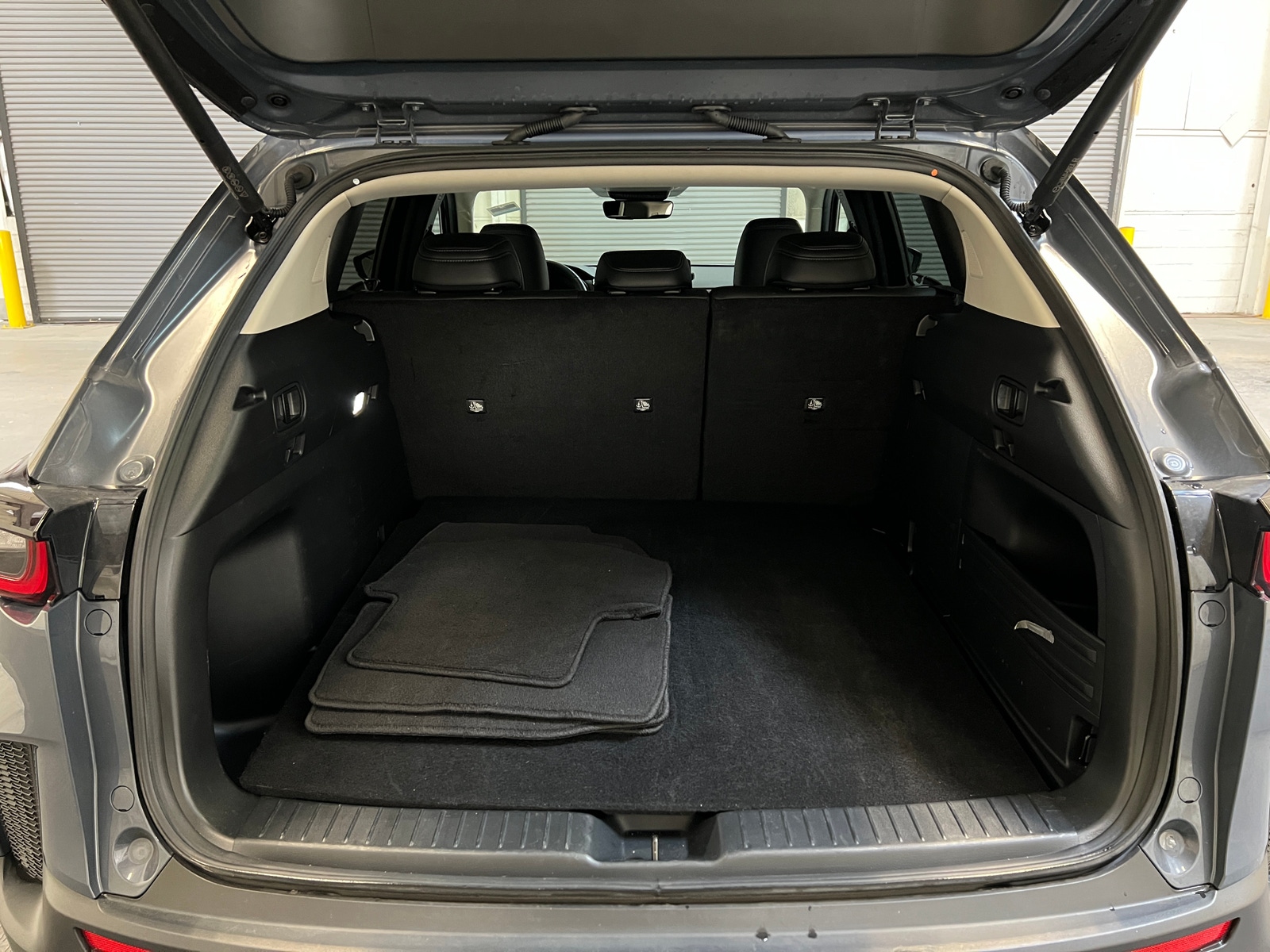 Thumbnail: 2025 Mazda CX-50 - 6