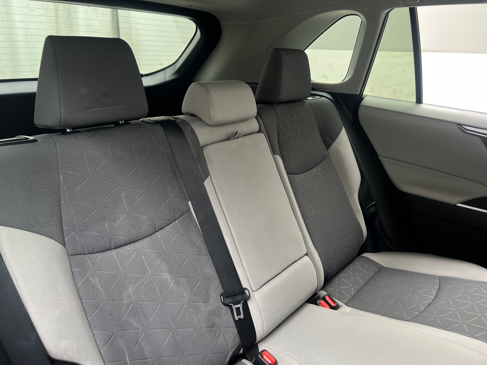 Thumbnail: 2022 Toyota RAV4 - 6