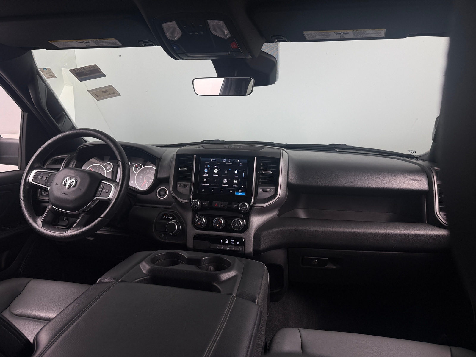 Thumbnail: 2025 RAM 1500 - 2