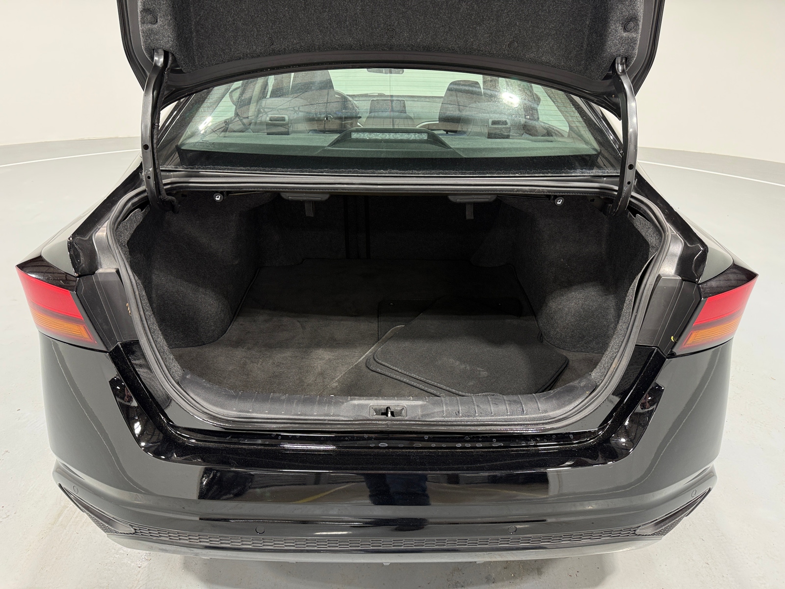 Thumbnail: 2021 Nissan Altima - 7