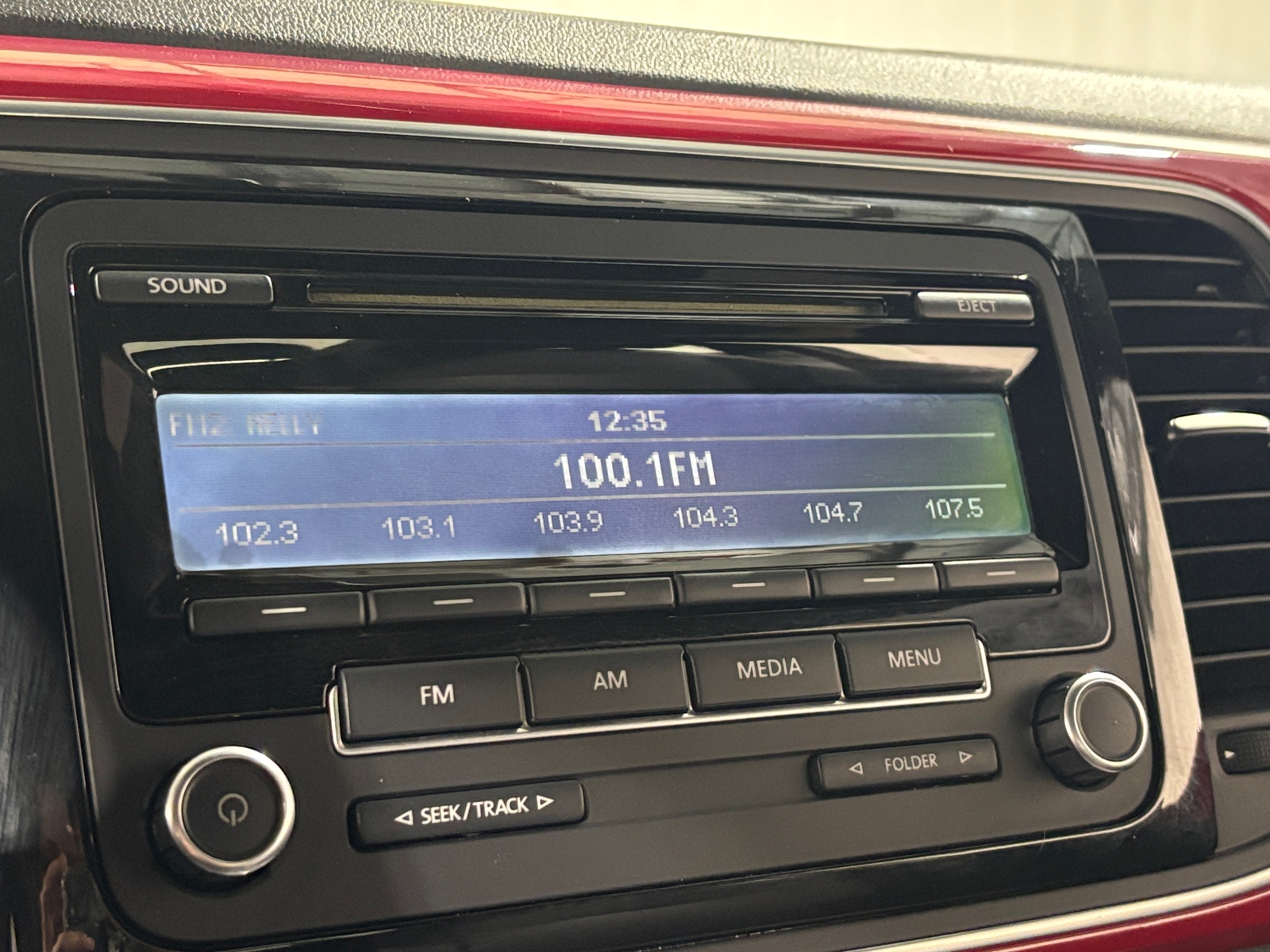 Thumbnail: 2013 Volkswagen Beetle - 3