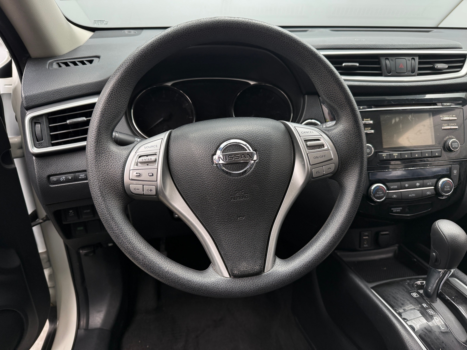 Thumbnail: 2016 Nissan Rogue - 5