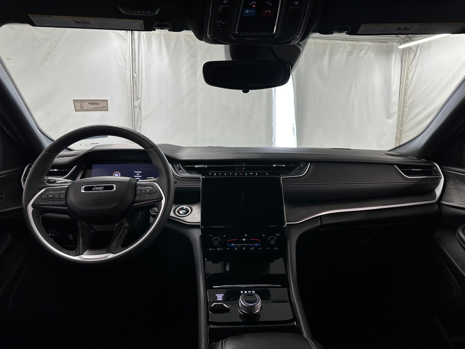 Thumbnail: 2024 Jeep Grand Cherokee L - 2