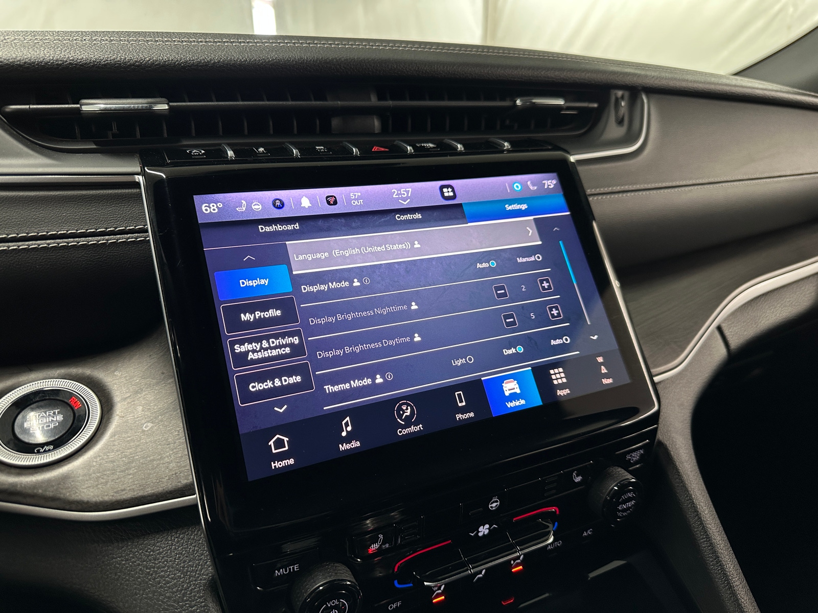 Thumbnail: 2024 Jeep Grand Cherokee L - 3