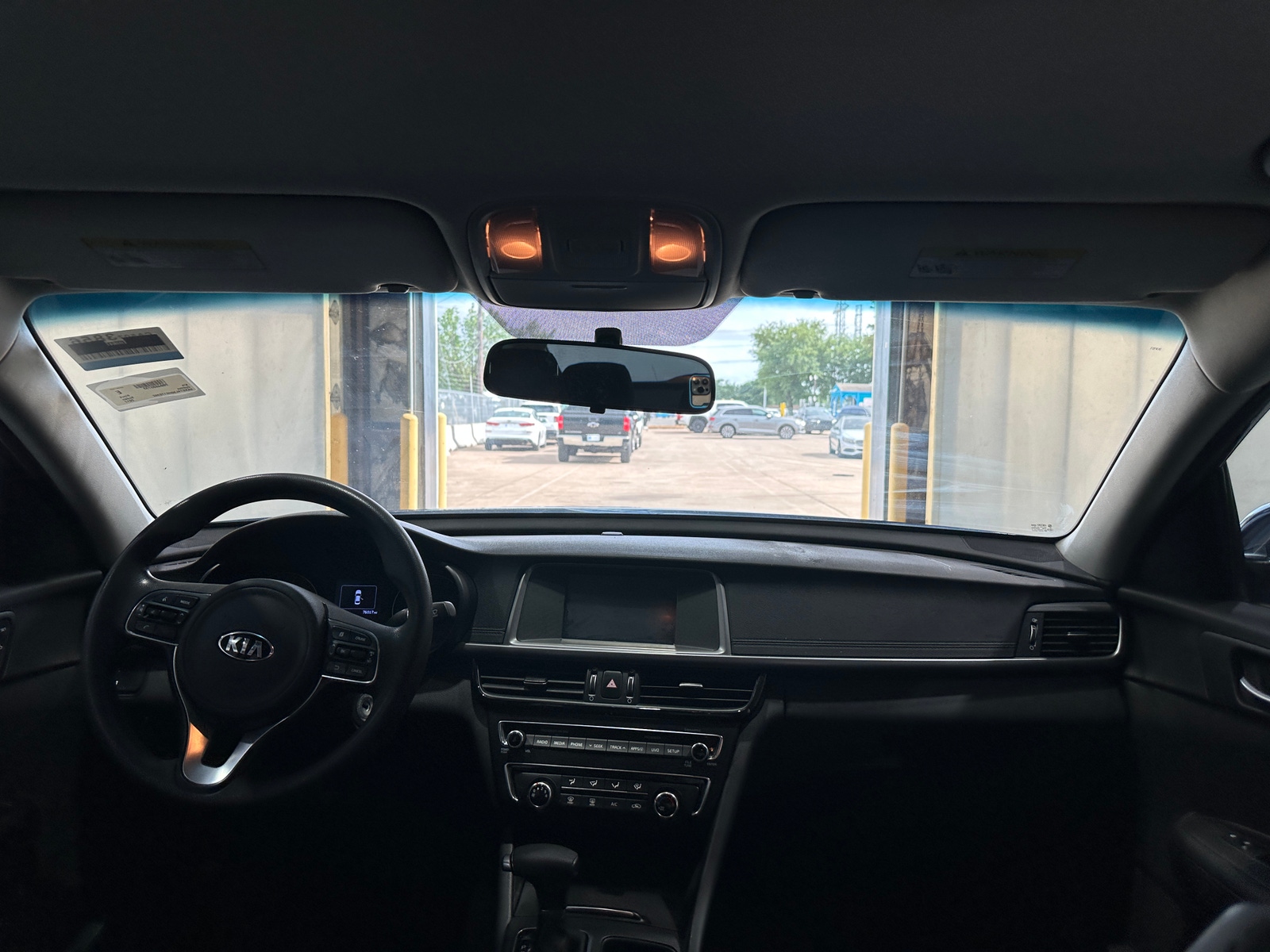 Thumbnail: 2017 Kia Optima - 3