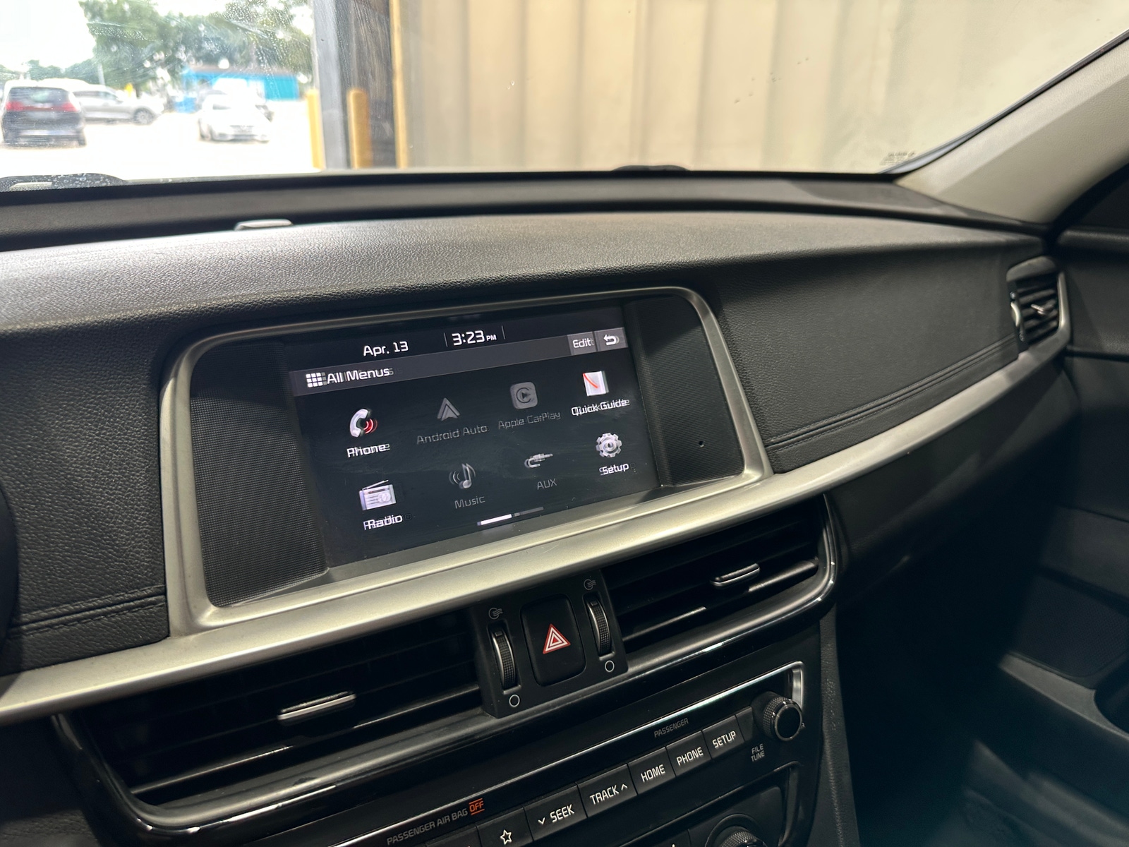 Thumbnail: 2020 Kia Optima - 4