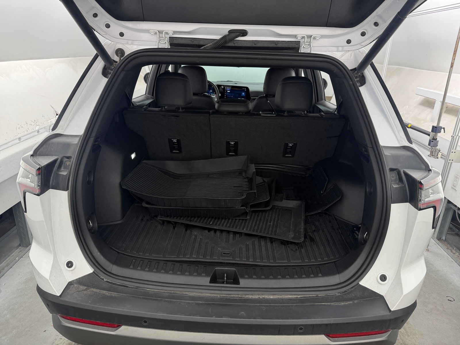 Thumbnail: 2025 Chevrolet Equinox - 7