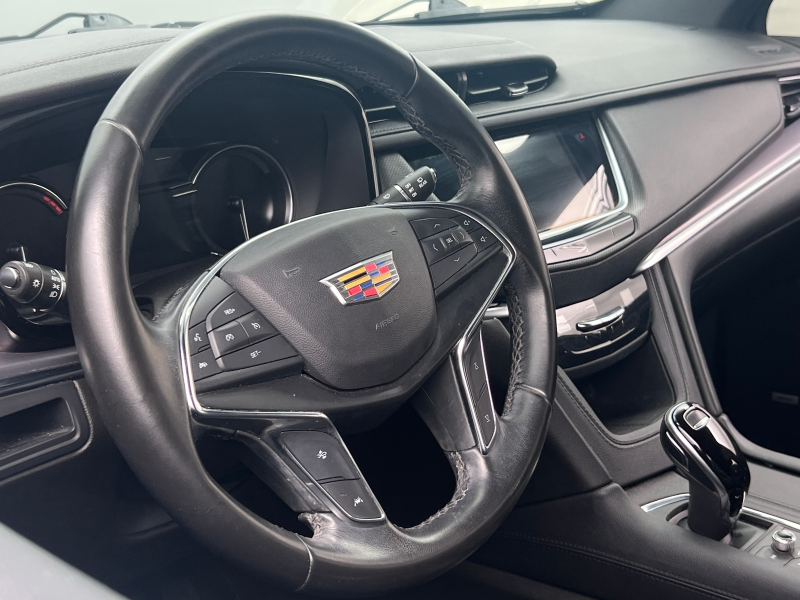 Thumbnail: 2021 Cadillac XT5 - 4