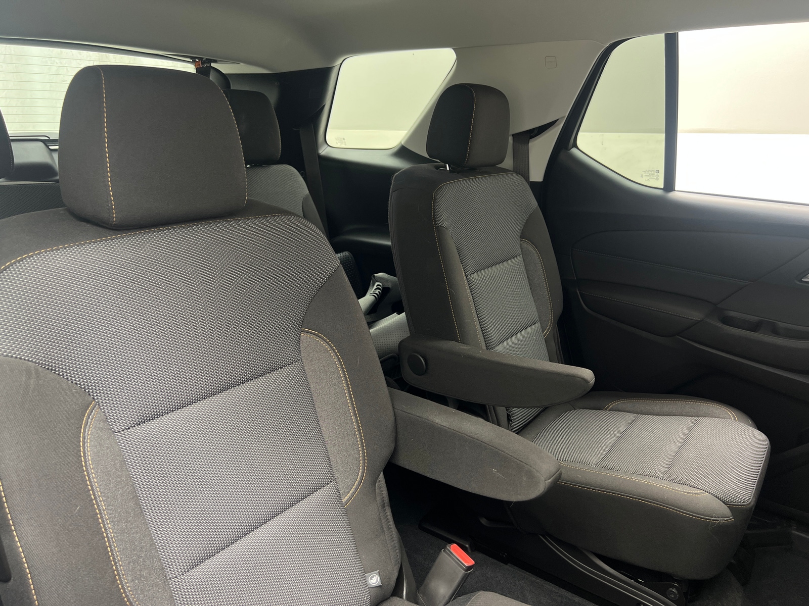 Thumbnail: 2021 Chevrolet Traverse - 6