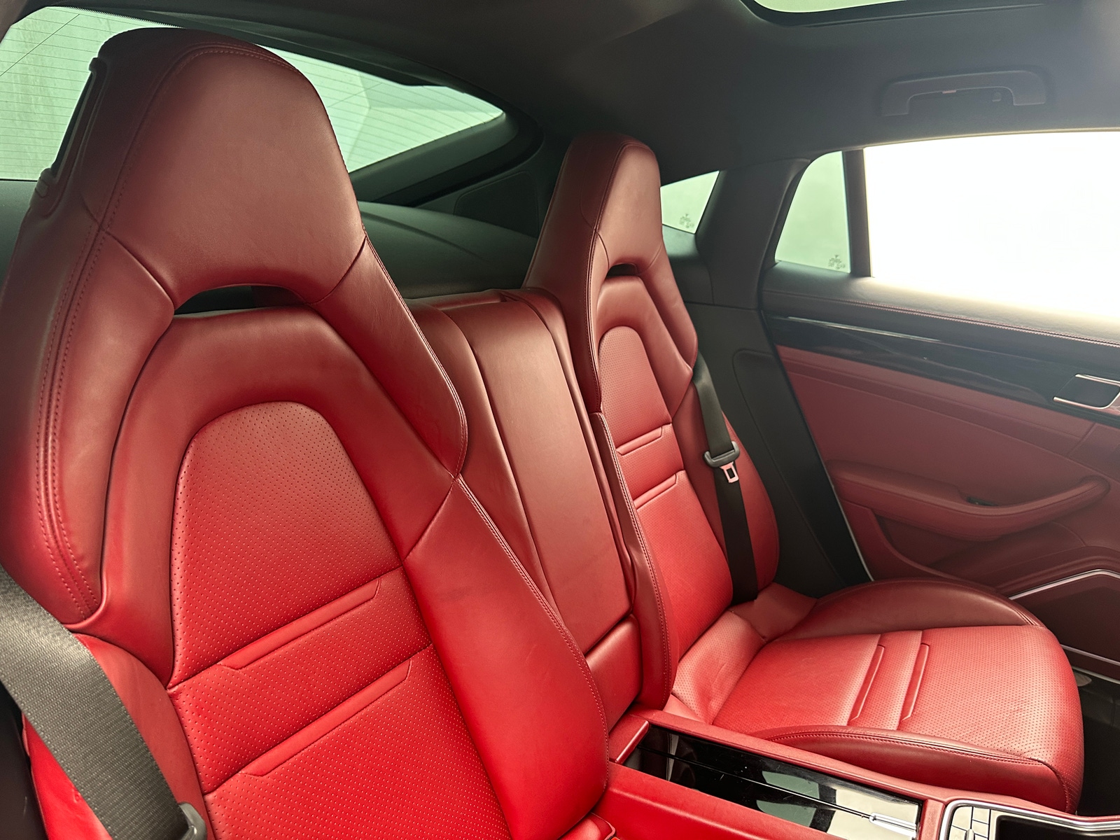 Thumbnail: 2018 Porsche Panamera - 5