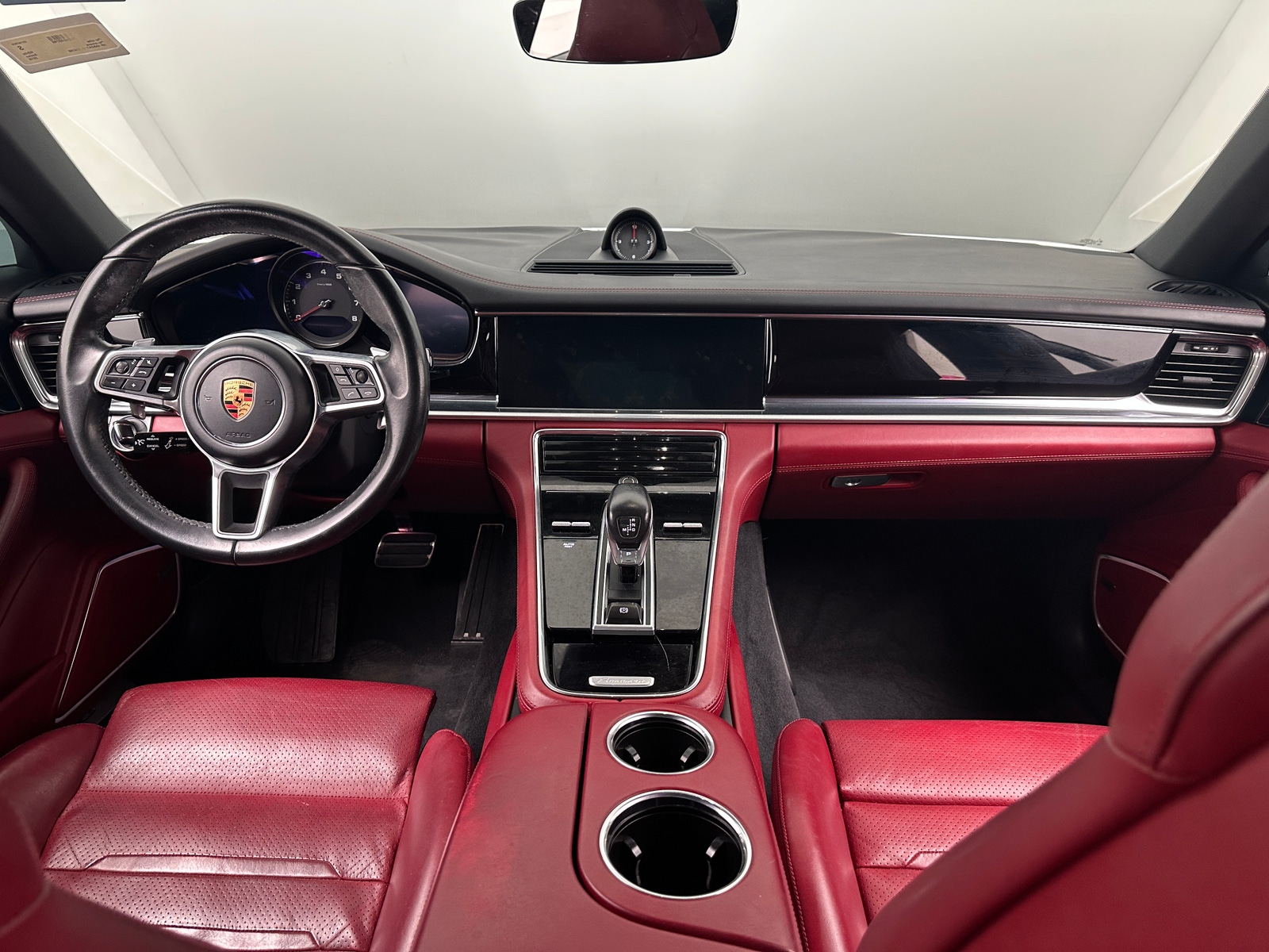 Thumbnail: 2018 Porsche Panamera - 2