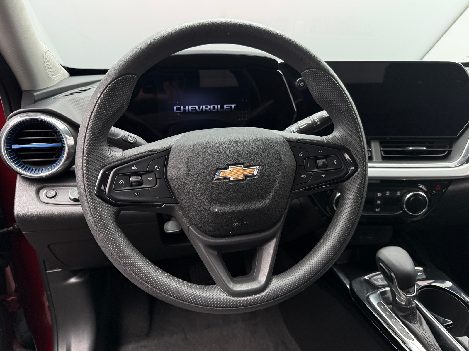 Thumbnail: 2025 Chevrolet Trax - 5