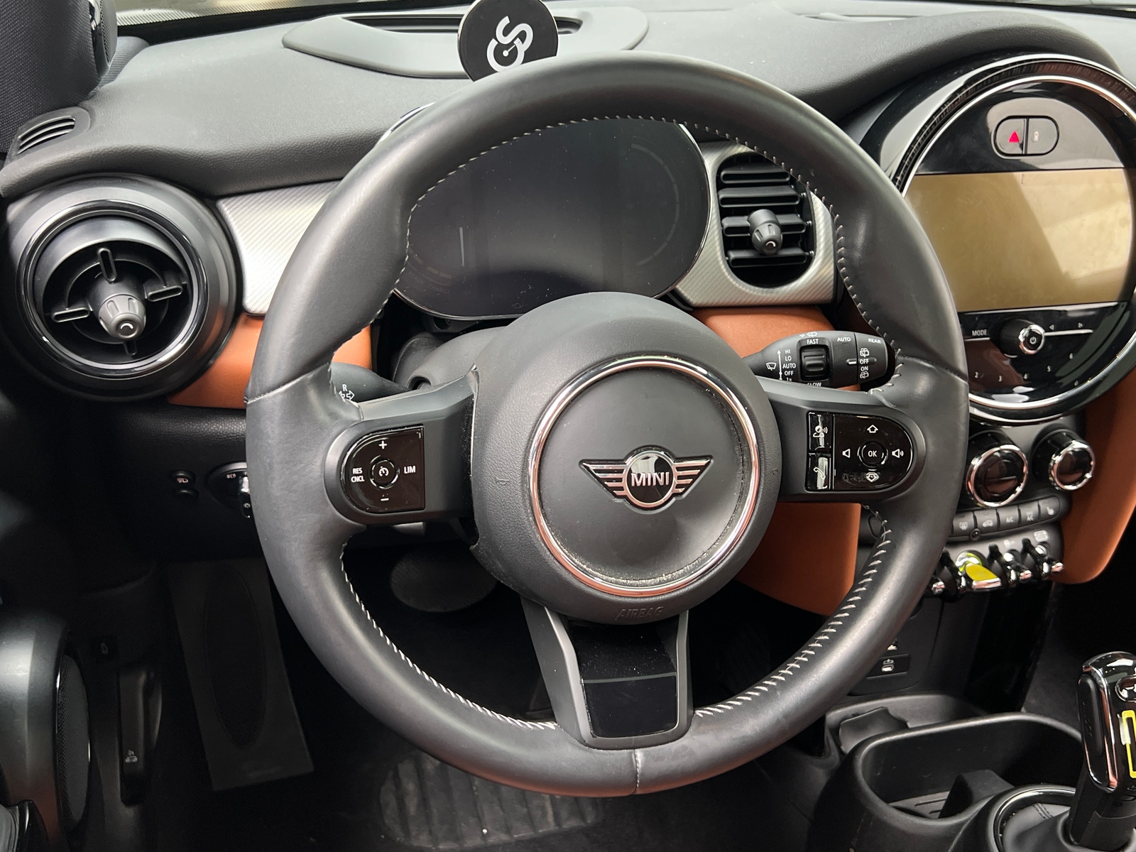 Thumbnail: 2023 MINI Cooper Hardtop - 3