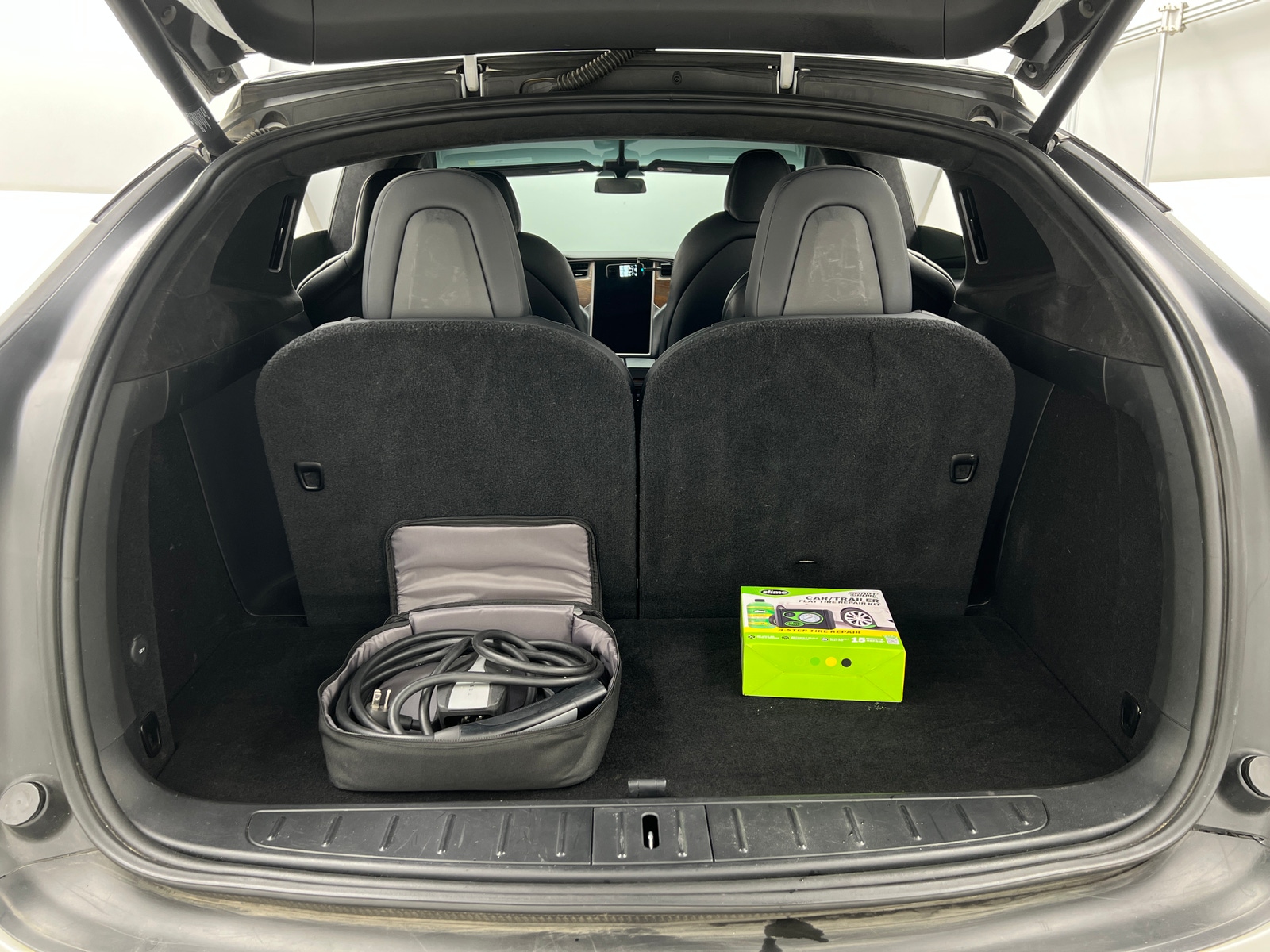 Thumbnail: 2020 Tesla Model X - 6