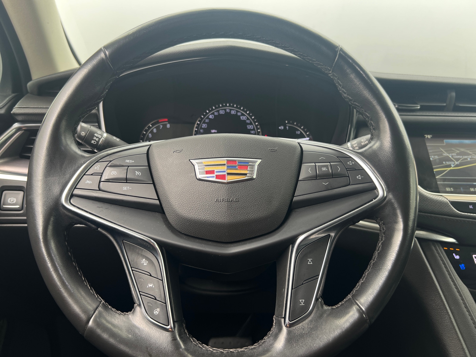 Thumbnail: 2019 Cadillac XT5 - 4
