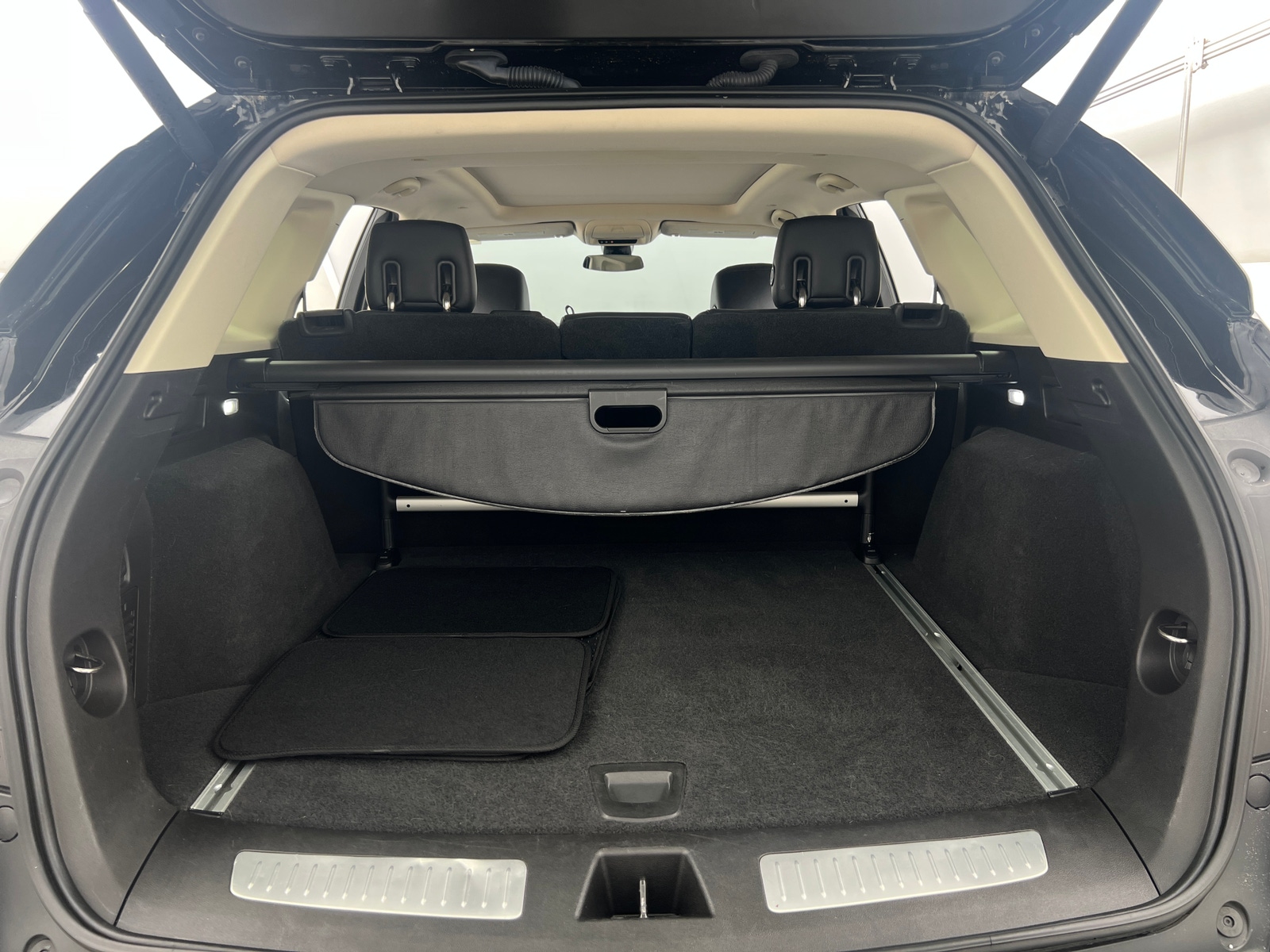 Thumbnail: 2019 Cadillac XT5 - 6