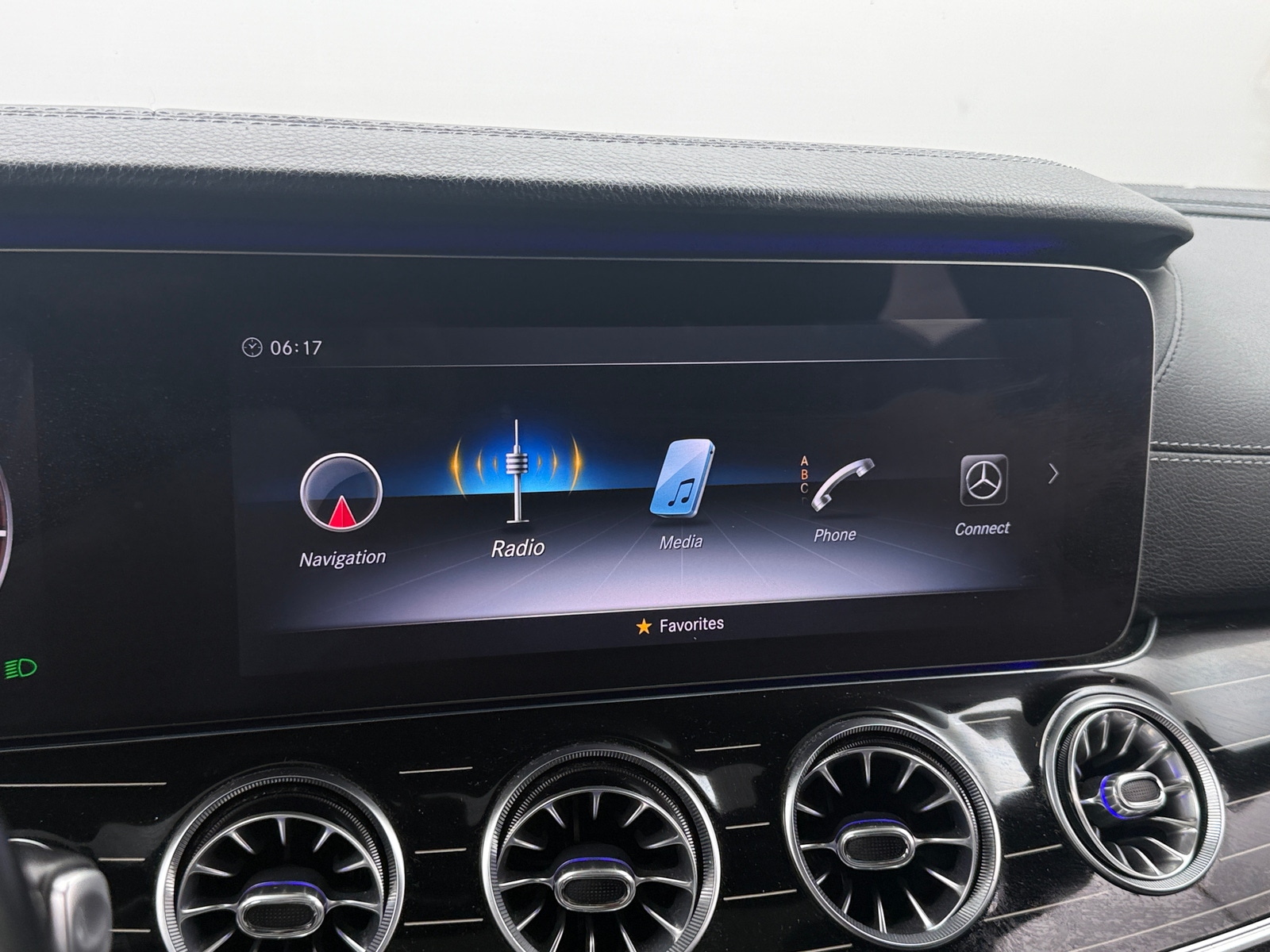 Thumbnail: 2019 Mercedes-Benz CLS - 3