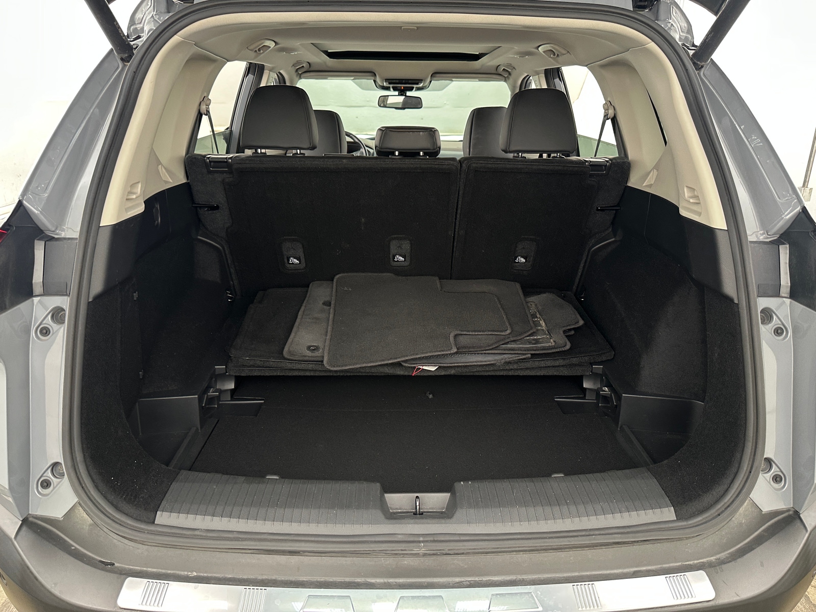 Thumbnail: 2023 Nissan Rogue - 6