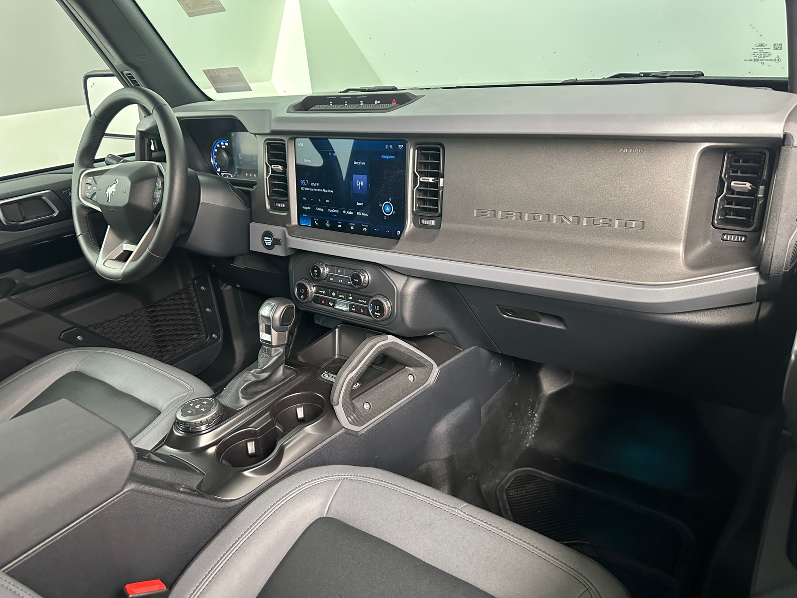 Thumbnail: 2024 Ford Bronco - 3