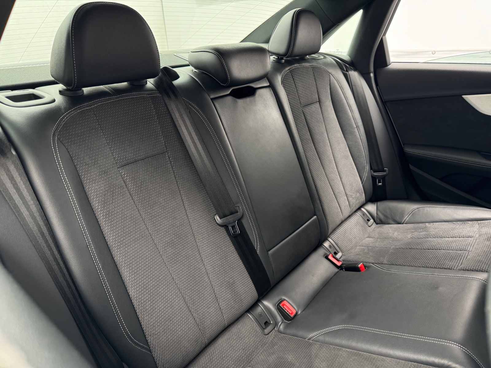 Thumbnail: 2020 Audi A4 - 5