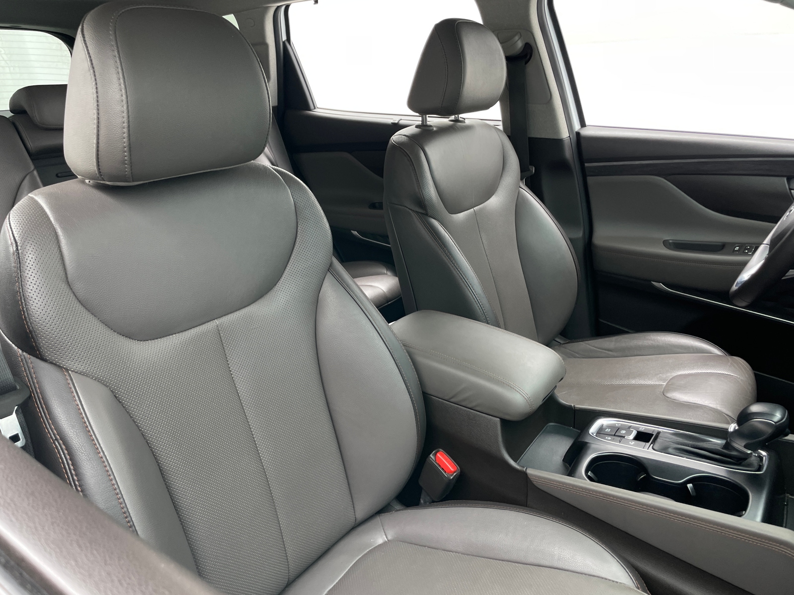 Thumbnail: 2020 Hyundai Santa Fe - 2