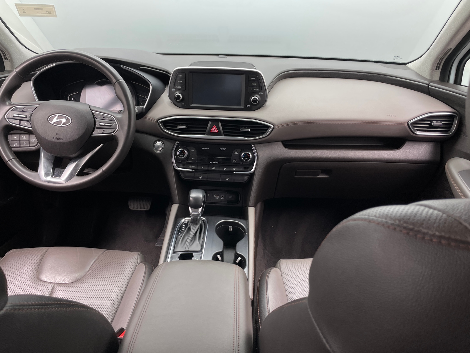 Thumbnail: 2020 Hyundai Santa Fe - 3