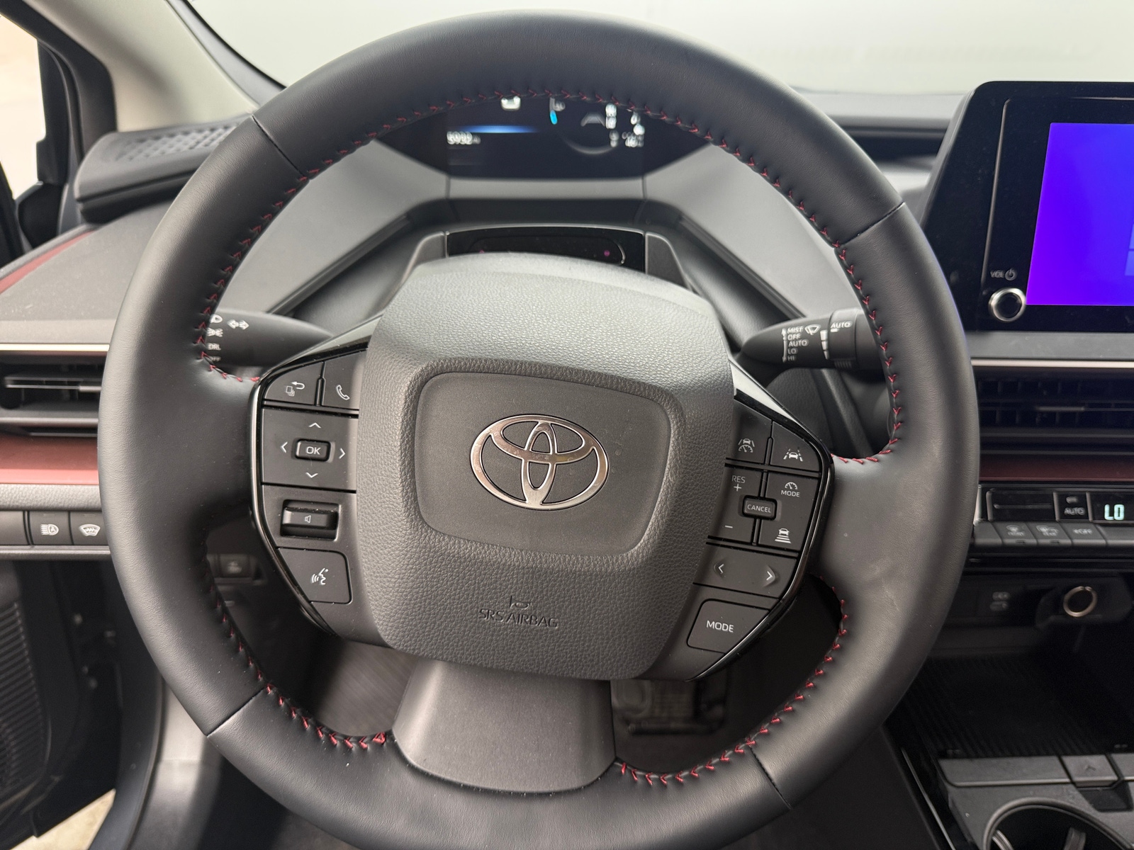 Thumbnail: 2024 Toyota Prius Prime - 5