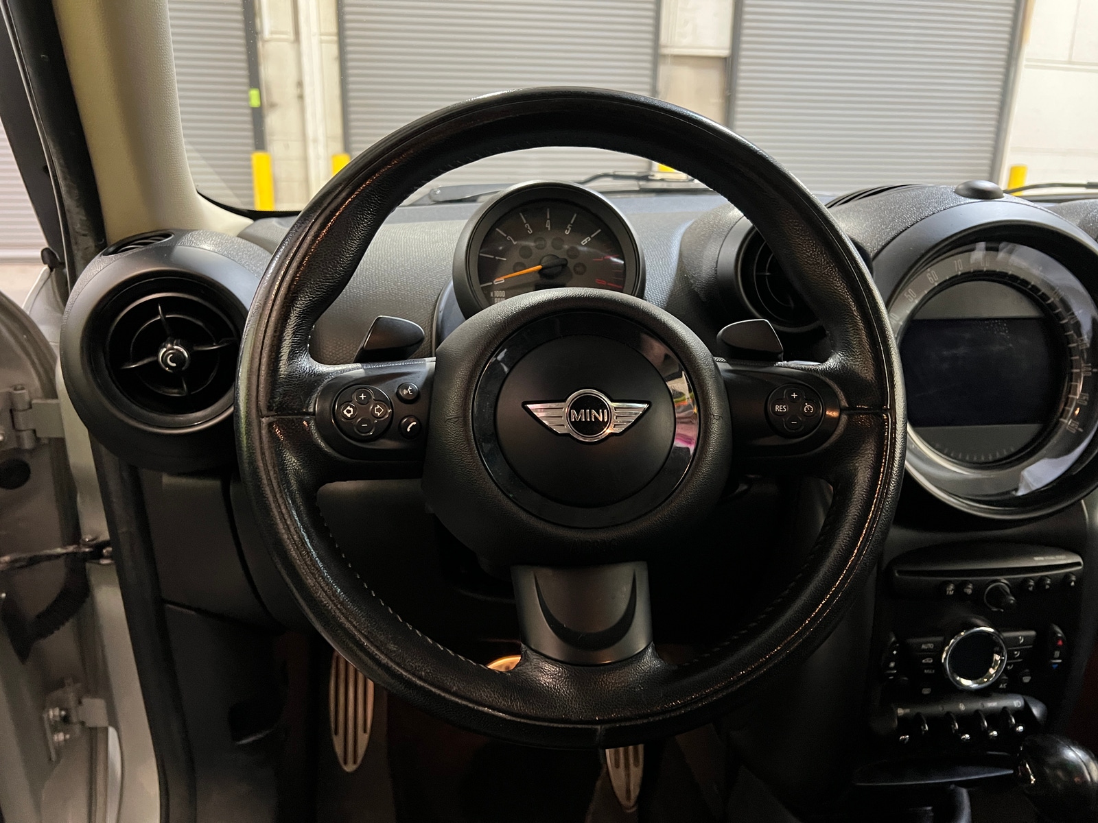 Thumbnail: 2015 MINI Cooper Countryman - 4