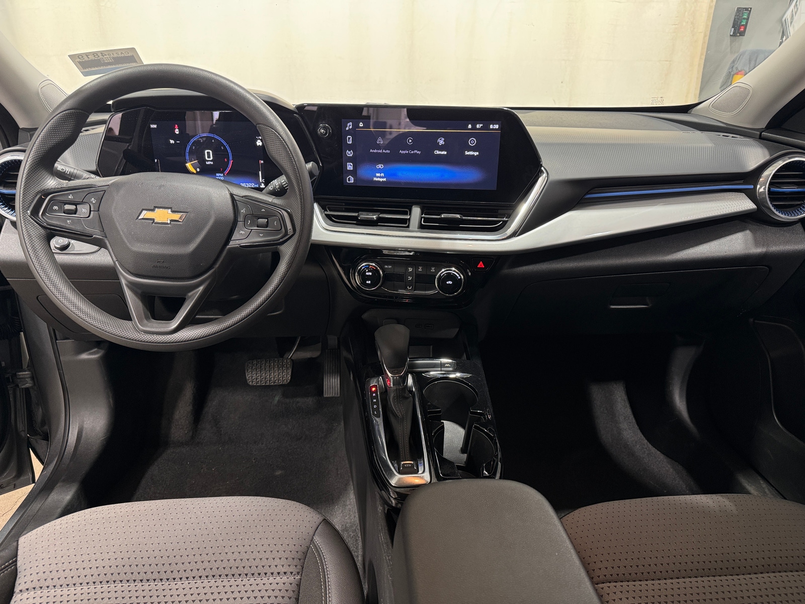 Thumbnail: 2025 Chevrolet Trax - 3