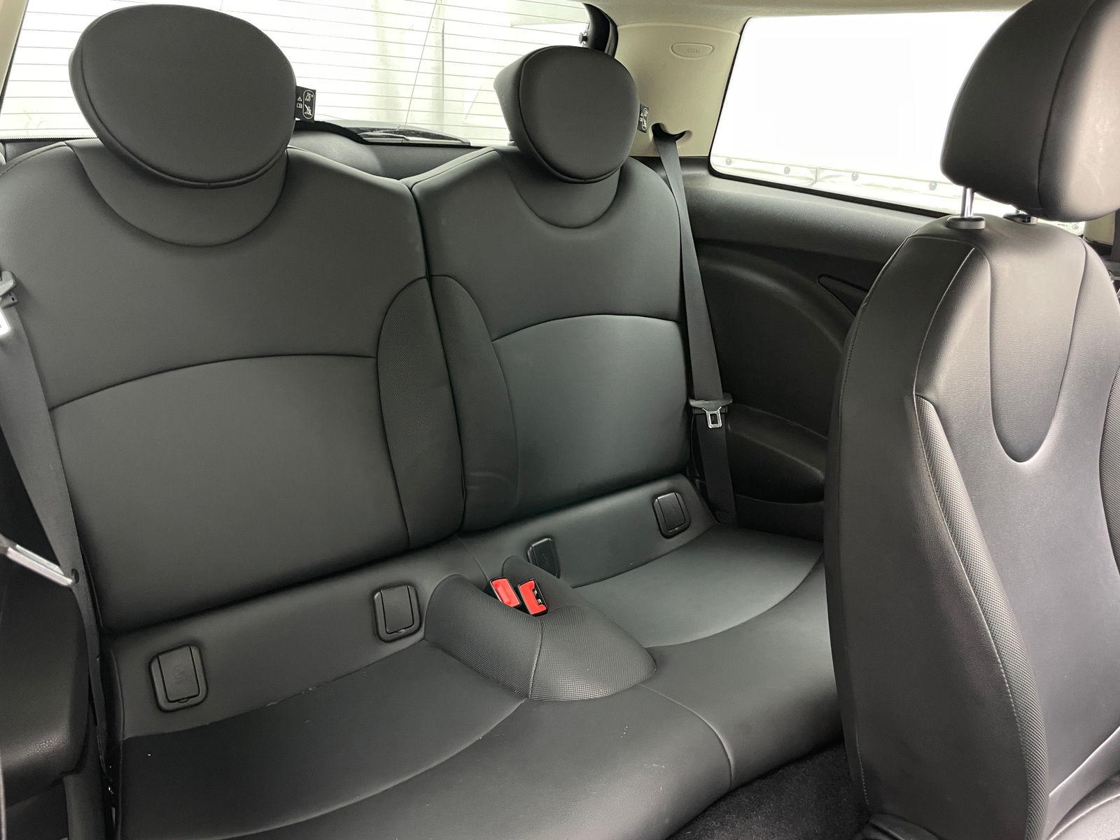 Thumbnail: 2012 MINI Cooper Hardtop - 5