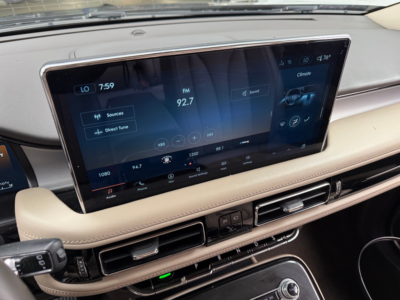 Thumbnail: 2022 Lincoln Nautilus - 3