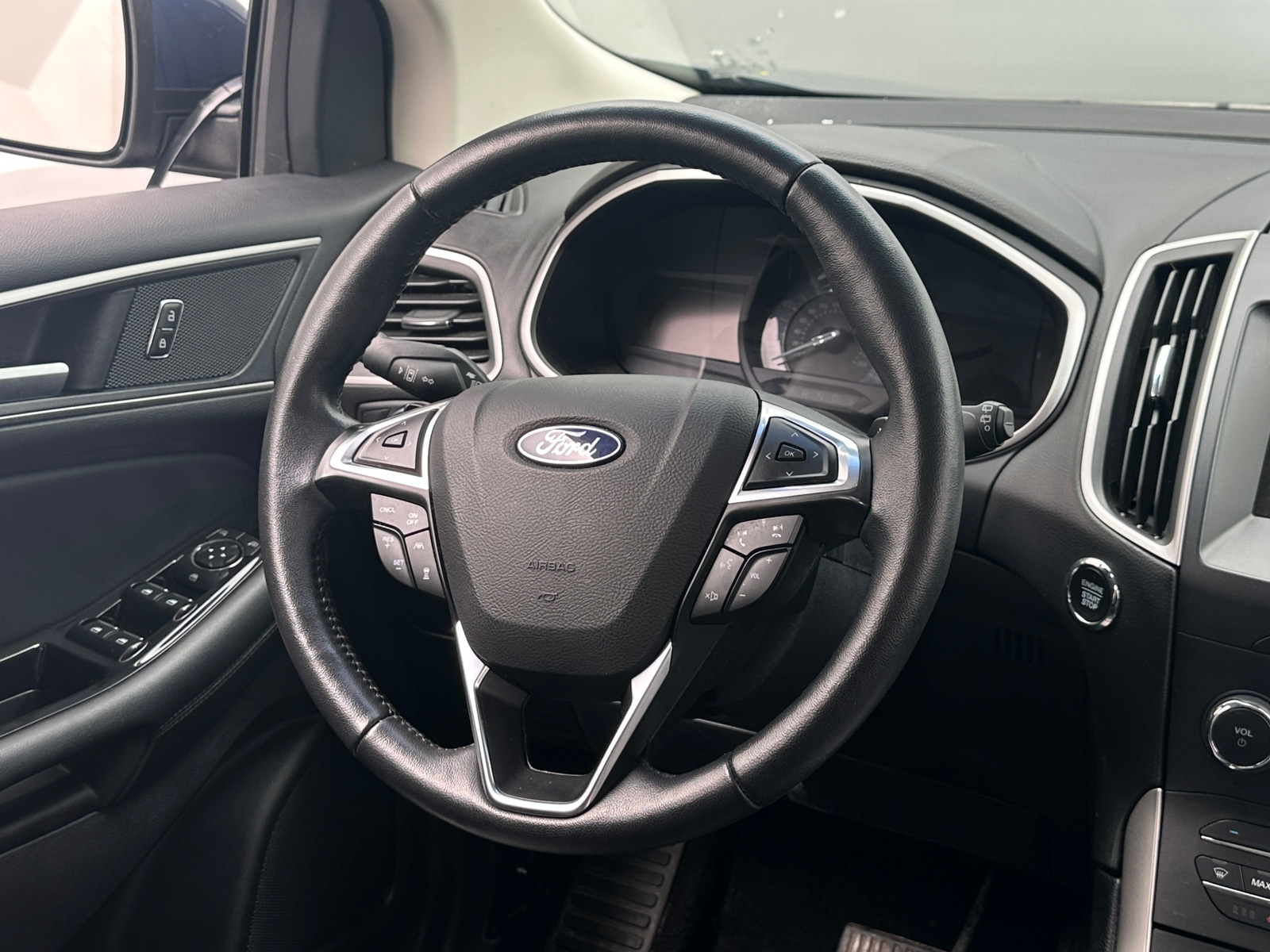 Thumbnail: 2019 Ford Edge - 4