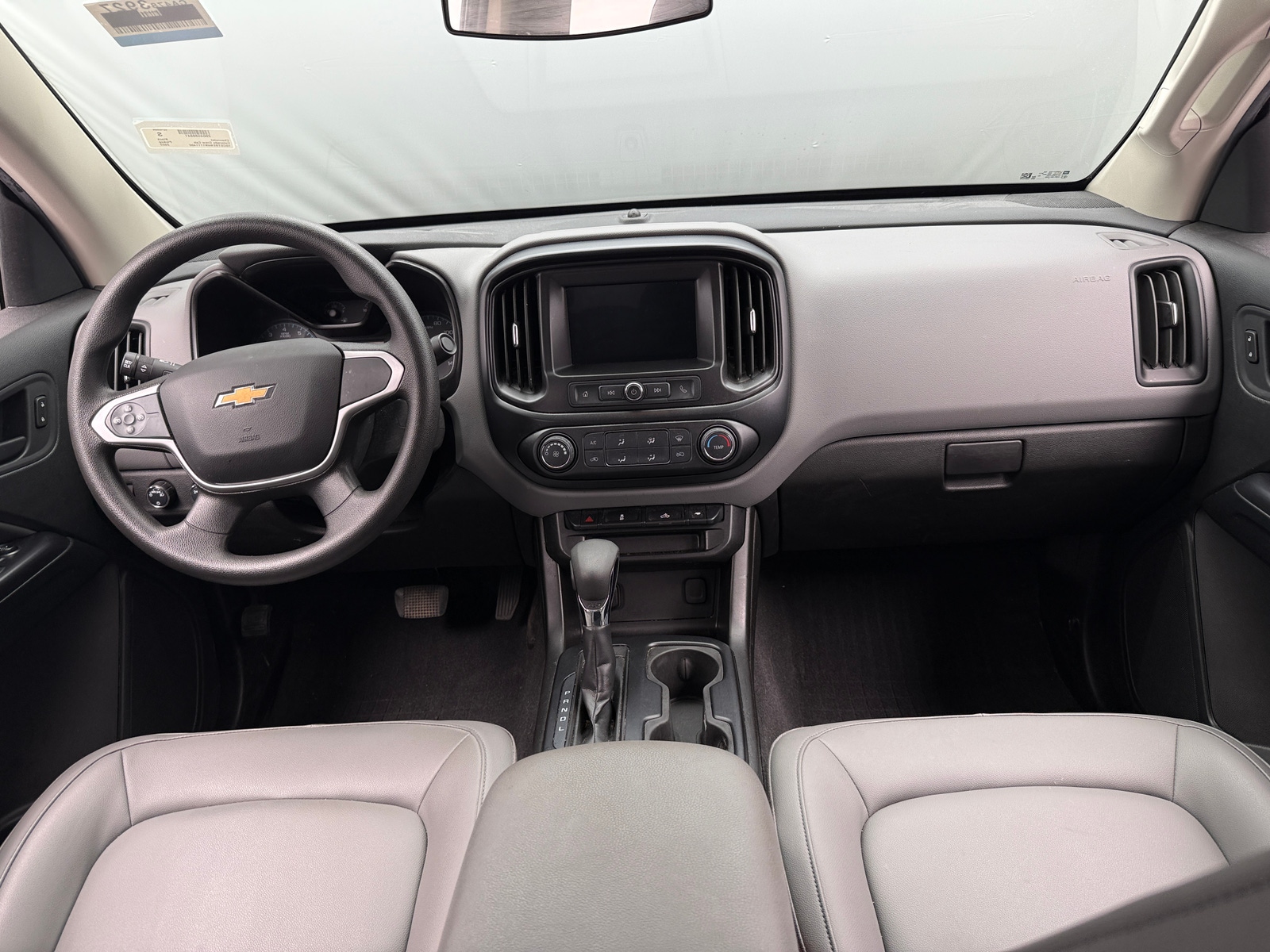 Thumbnail: 2022 Chevrolet Colorado - 3