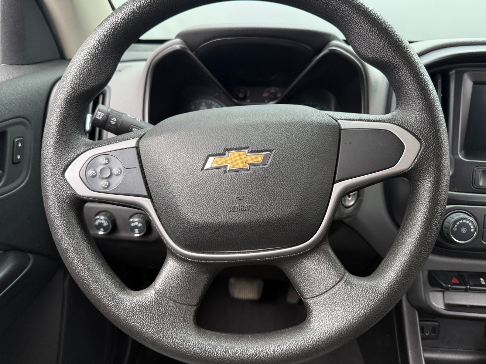 Thumbnail: 2022 Chevrolet Colorado - 5