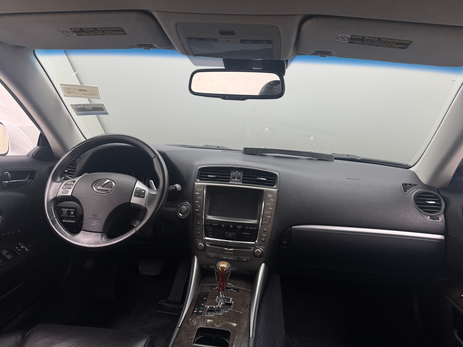 Thumbnail: 2015 Lexus IS - 2