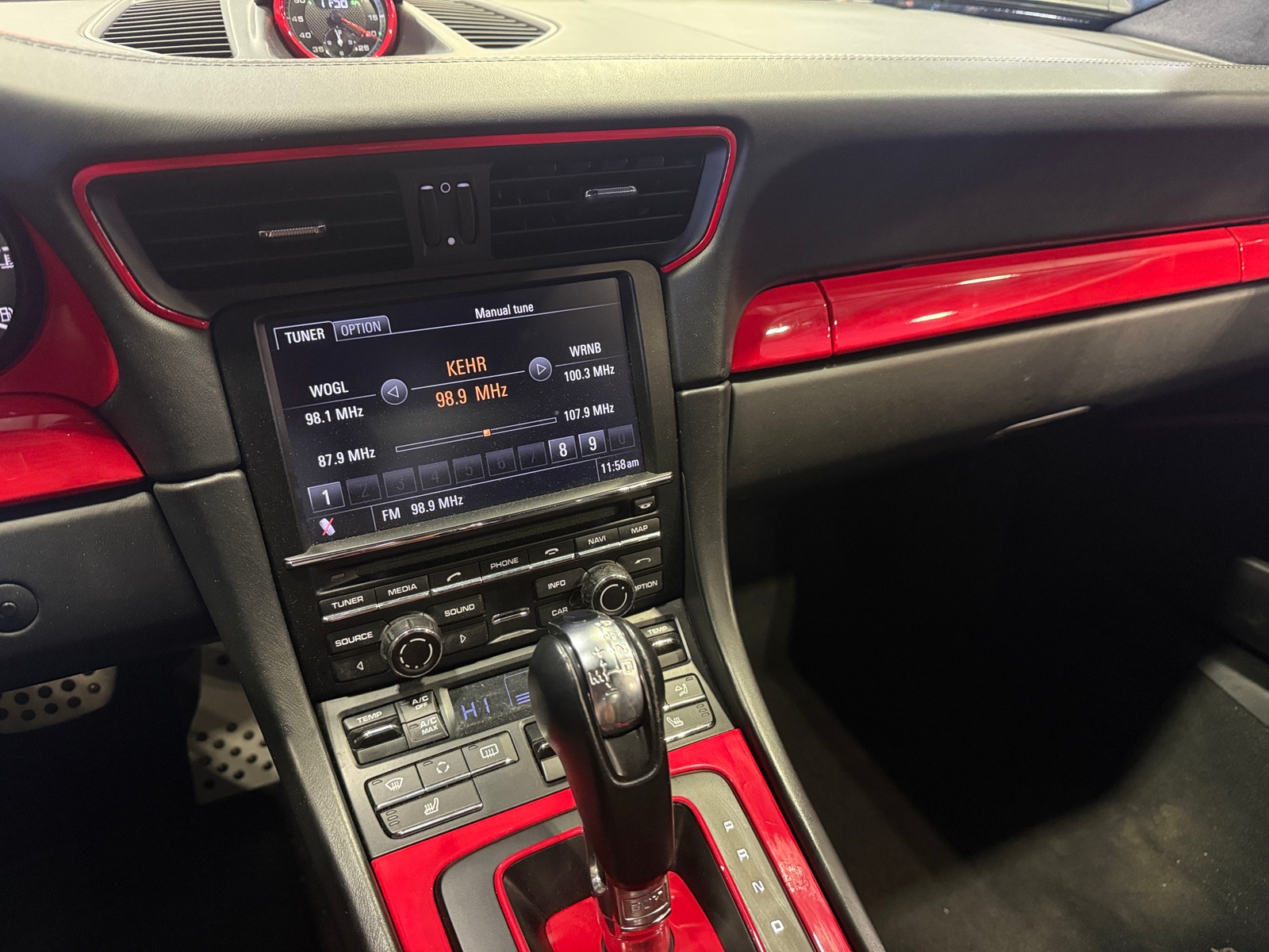 Thumbnail: 2012 Porsche 911 - 3