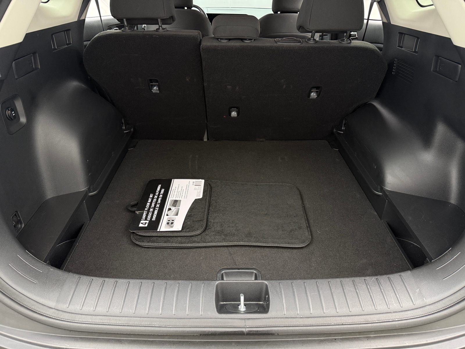 Thumbnail: 2026 Kia Sportage - 7