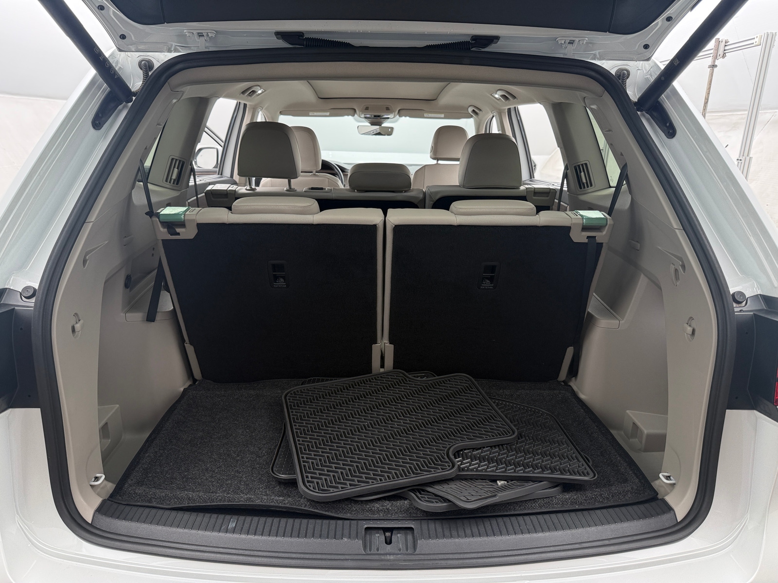 Thumbnail: 2025 Volkswagen Atlas - 6