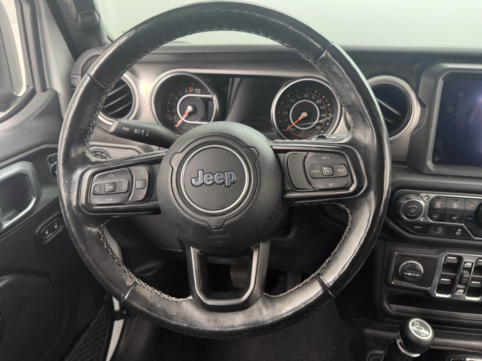 Thumbnail: 2021 Jeep Wrangler - 5