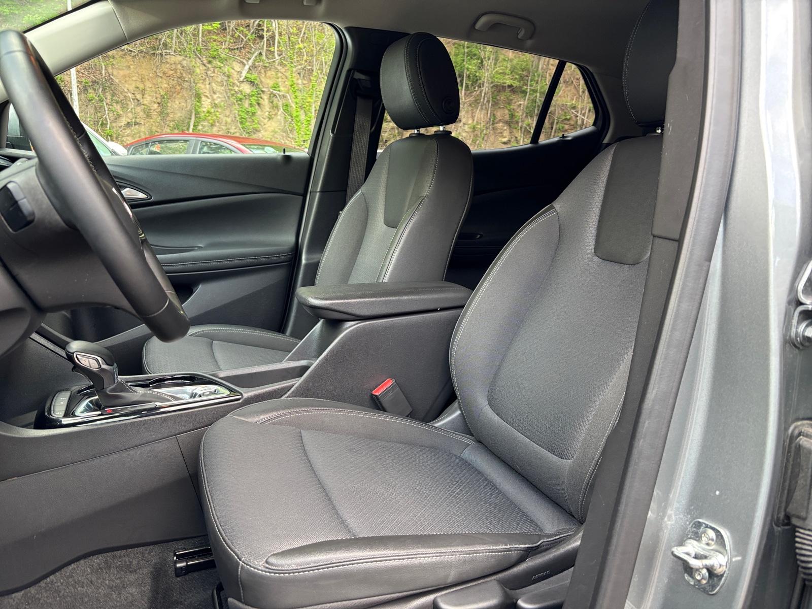 Thumbnail: 2025 Buick Encore GX - 2