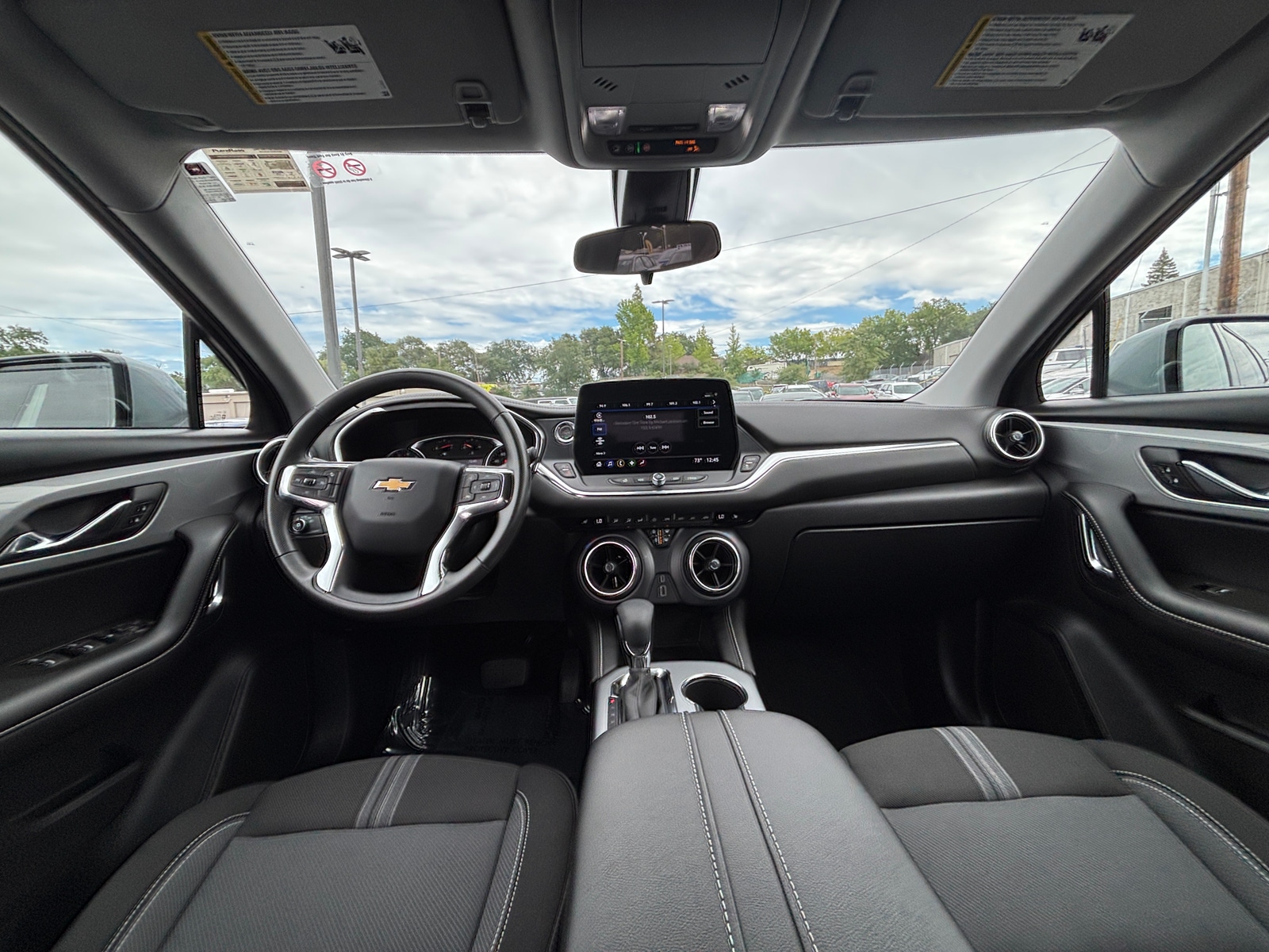 Thumbnail: 2025 Chevrolet Blazer - 3