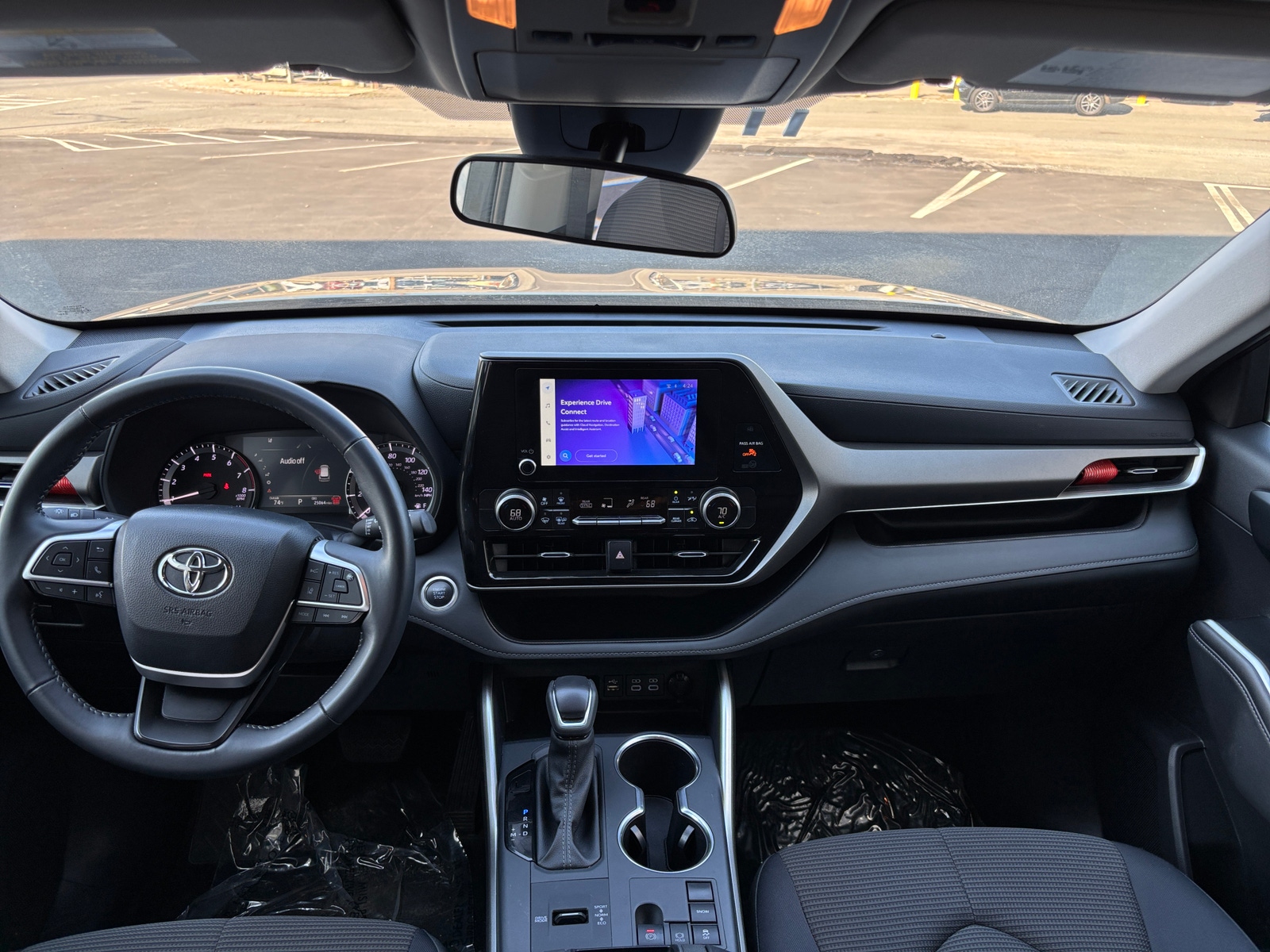 Thumbnail: 2025 Toyota Highlander - 3