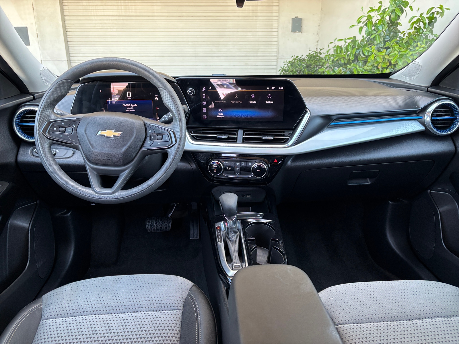 Thumbnail: 2025 Chevrolet Trax - 3