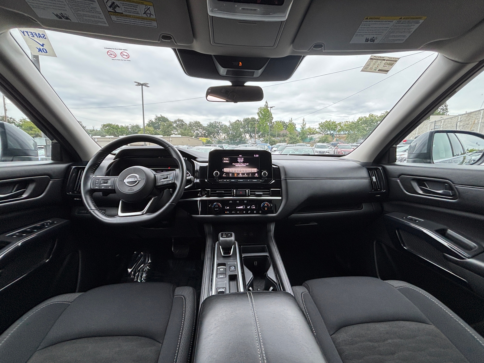 Thumbnail: 2025 Nissan Pathfinder - 3