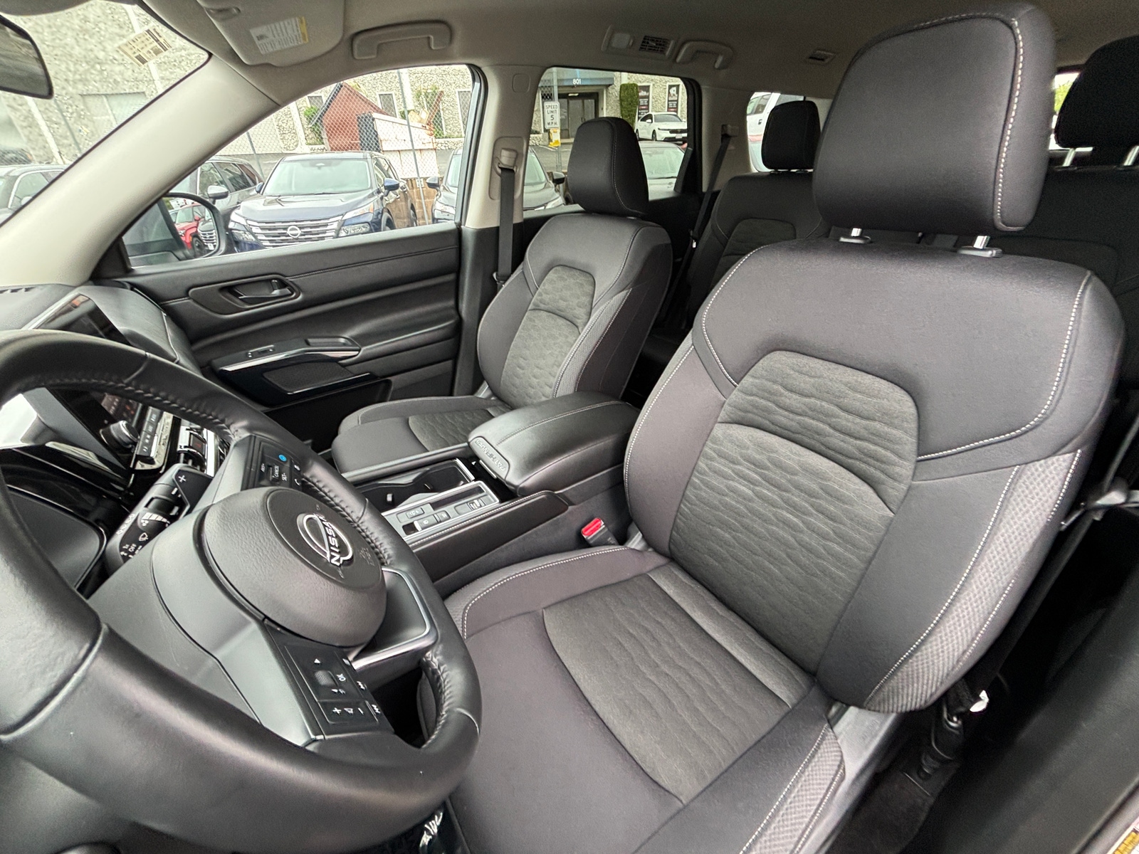 Thumbnail: 2025 Nissan Pathfinder - 2