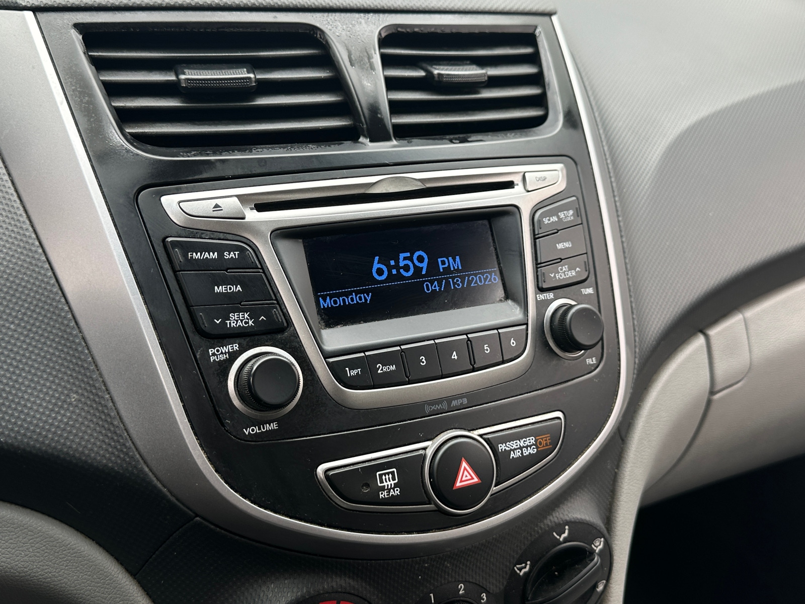 Thumbnail: 2016 Hyundai Accent - 4