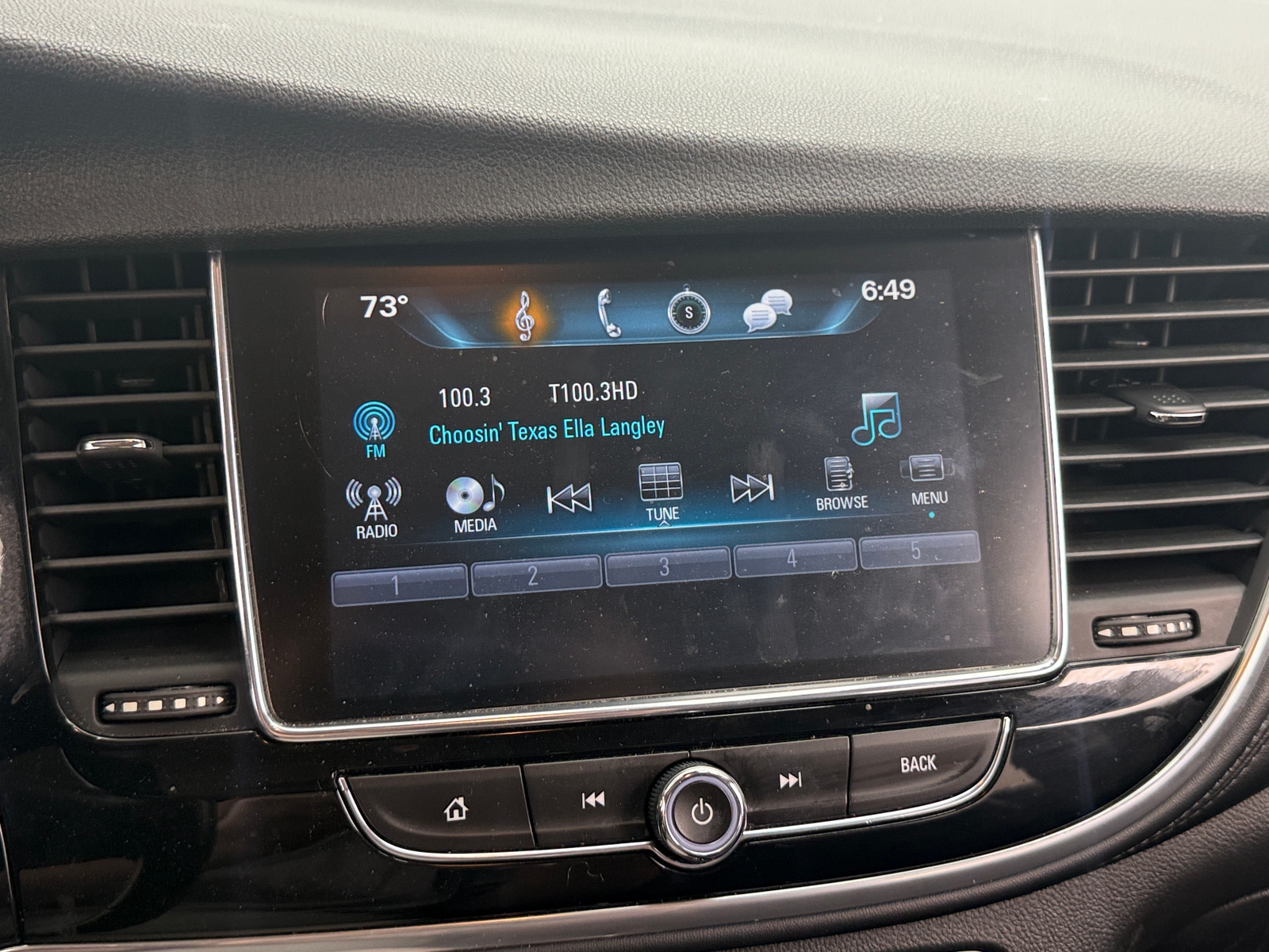 Thumbnail: 2019 Buick Encore - 4