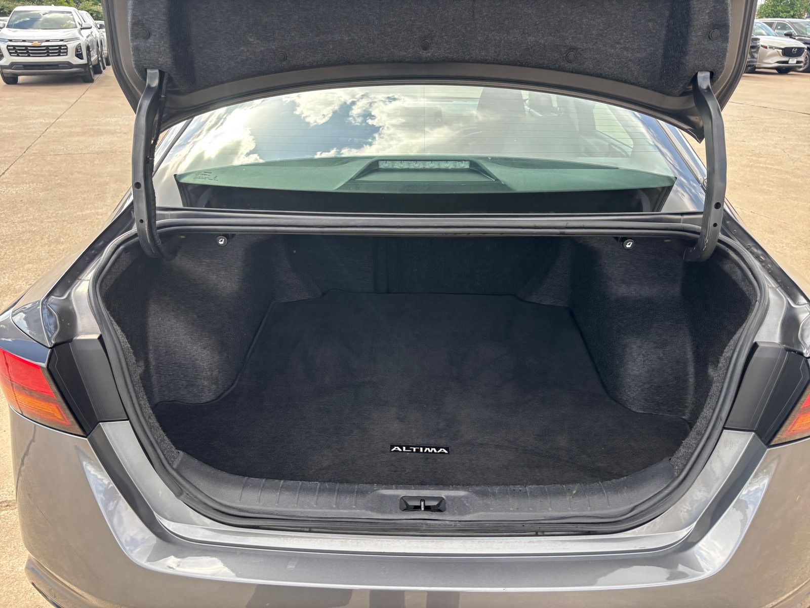 Thumbnail: 2024 Nissan Altima - 6