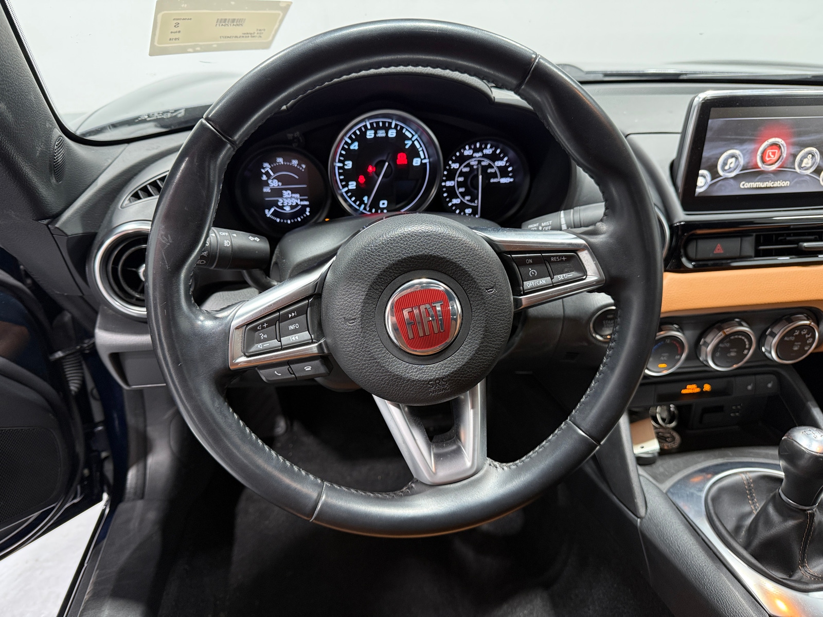 Thumbnail: 2018 Fiat 124 Spider - 4